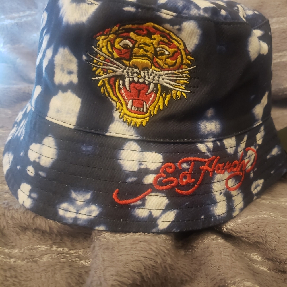 Ed Hardy hat